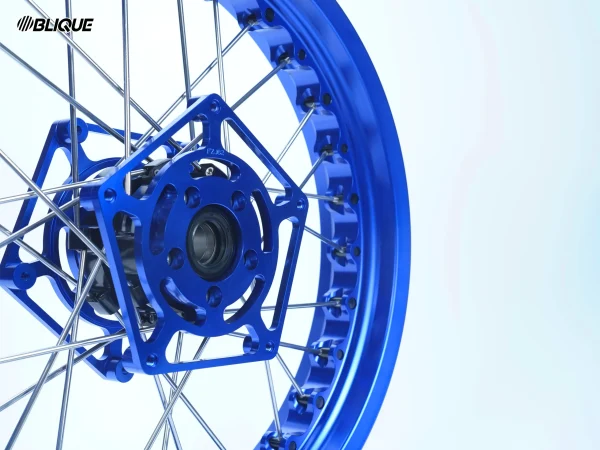 DSC00006(2) Oblique Racing Built Kineo Wheels