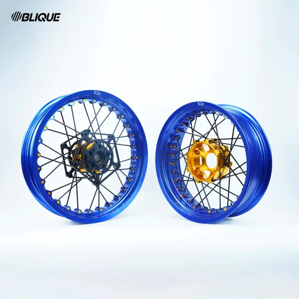 Suzuki V-Strom 800 Kineo Wheels
