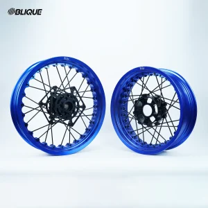Honda CB1000R SC80 Kineo Wheels