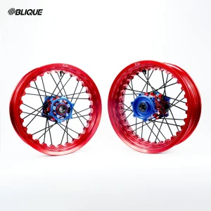 Yamaha_0180 Suzuki DL650 V-Strom Kineo Wheels